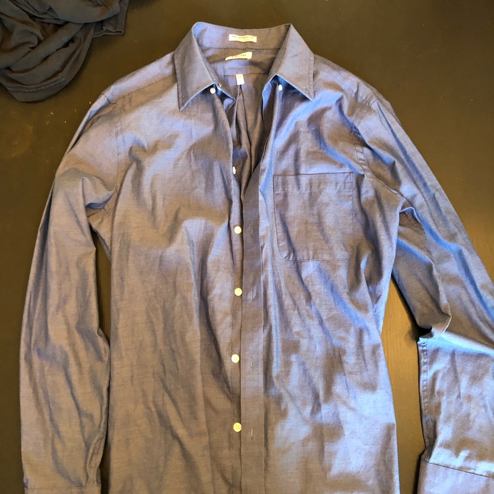 IZOD Blue Button Down